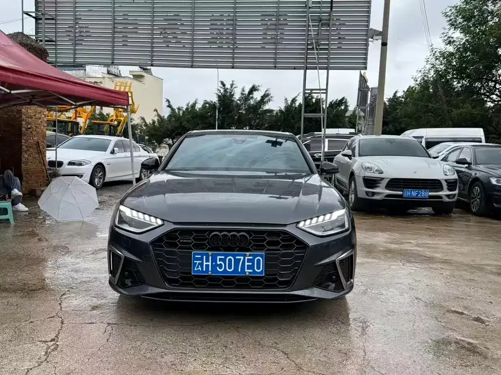 Audi A4L 2022 из CN, фото 1
