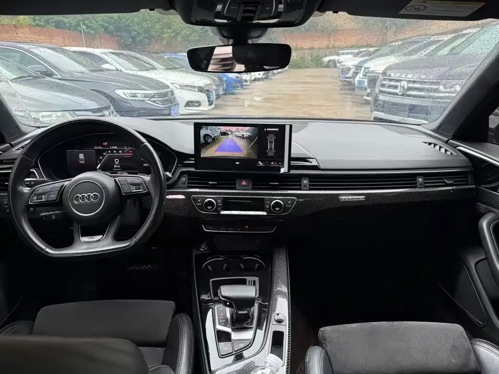 Audi A4L 2022 из CN, фото 6
