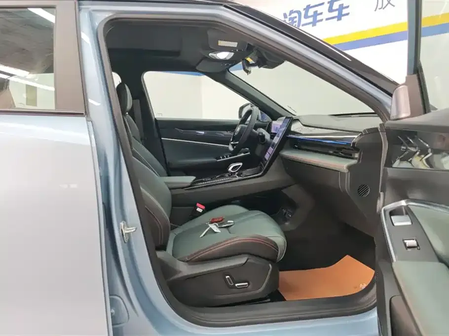 Geely Boyue 2024 из CN, фото 8