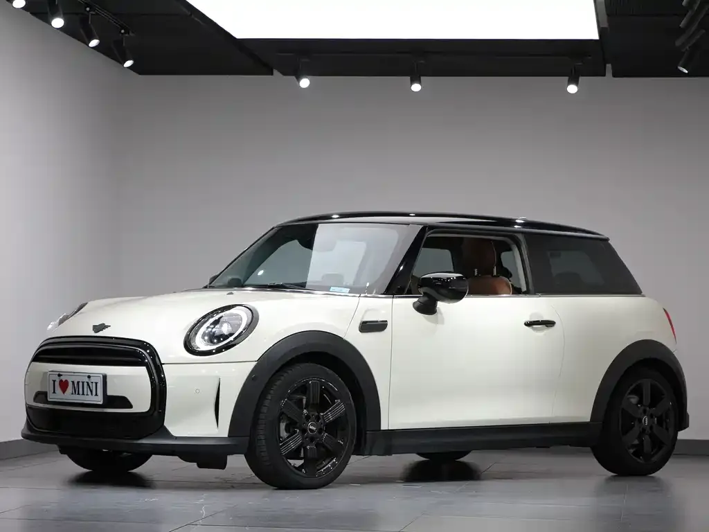 MINI Cooper (3-door) 2022 из CN, фото 1