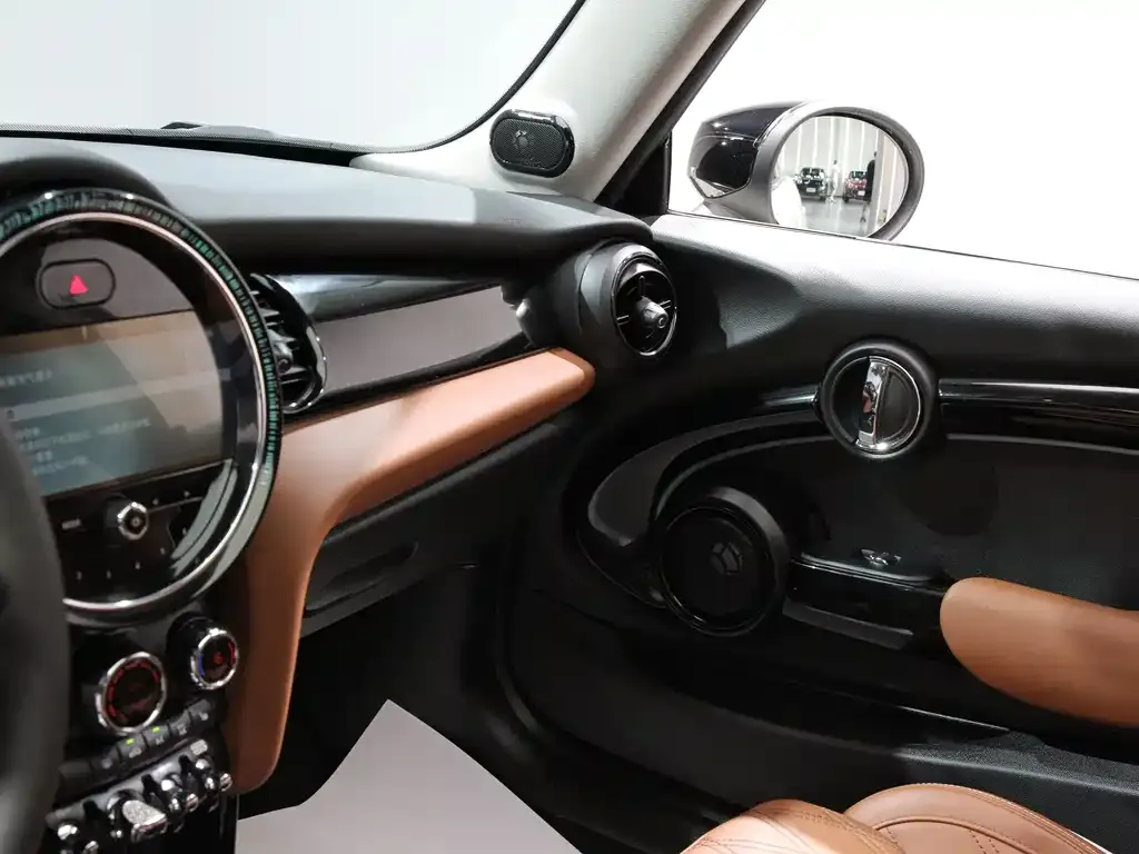 MINI Cooper (3-door) 2022 из CN, фото 8