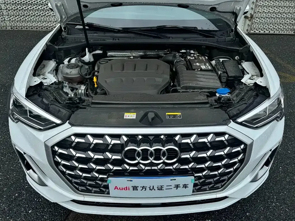 Audi Q3 2024 из CN, фото 8