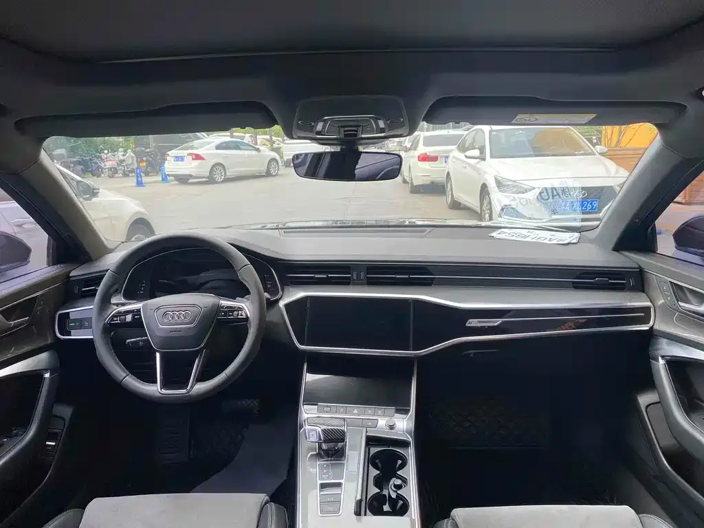 Audi A6L 2021 из CN, фото 6