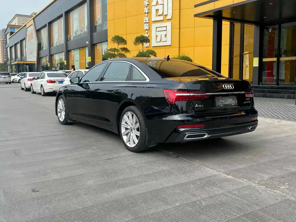 Audi A6L 2021 из CN, фото 7