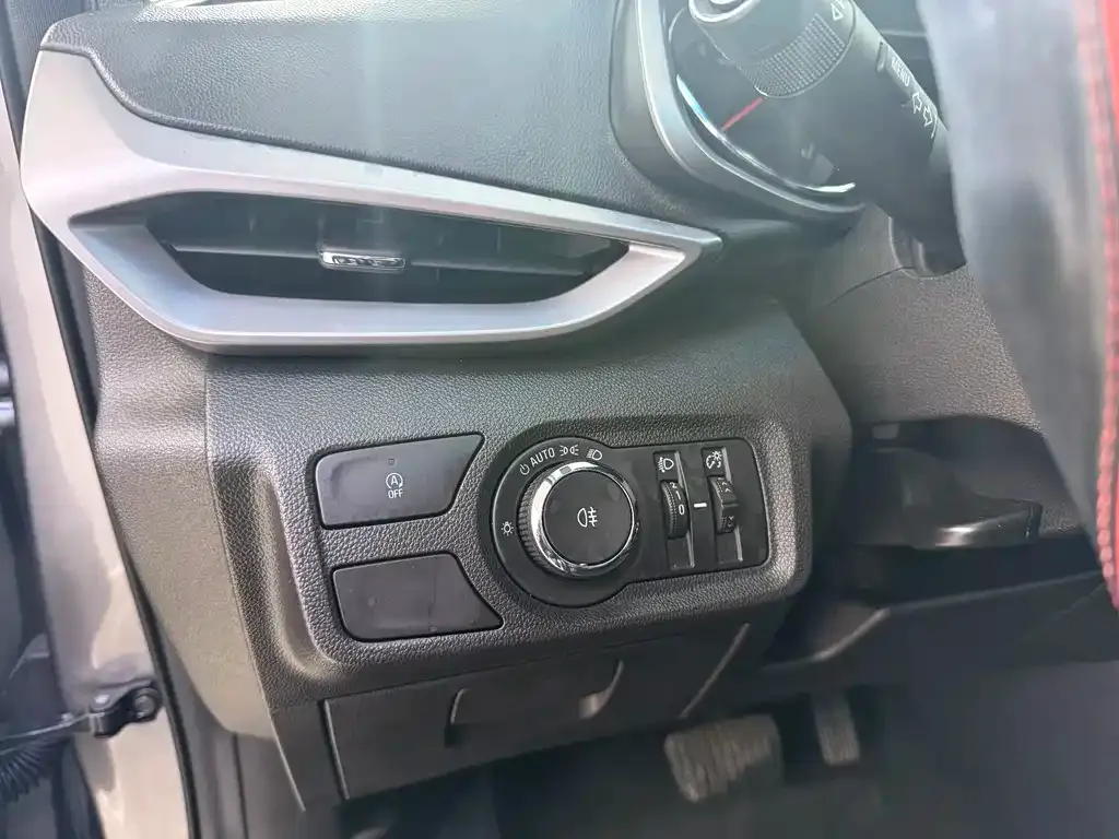 Chevrolet Volando 2022 из CN, фото 9