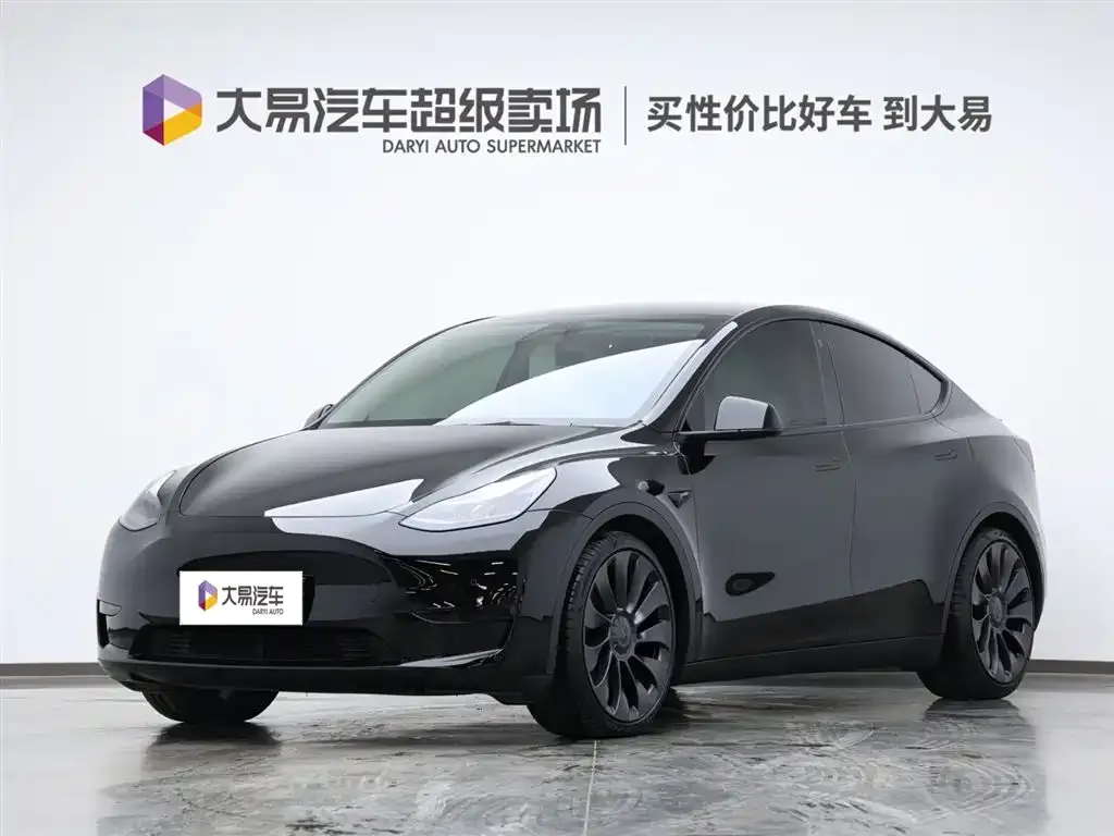 Tesla Model Y 2023 из CN, фото 1