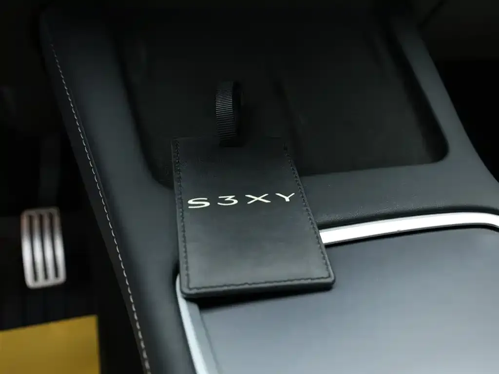 Tesla Model Y 2023 из CN, фото 10