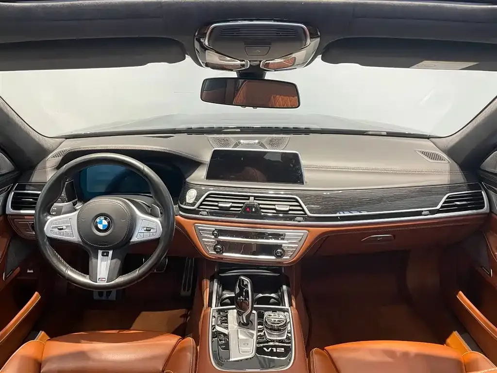 BMW 7 Series 2021 из CN, фото 7