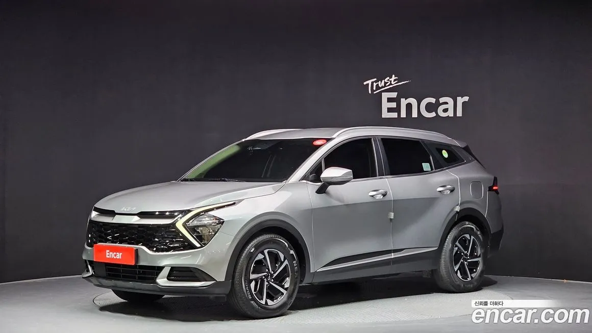 Kia Sportage — фото 1