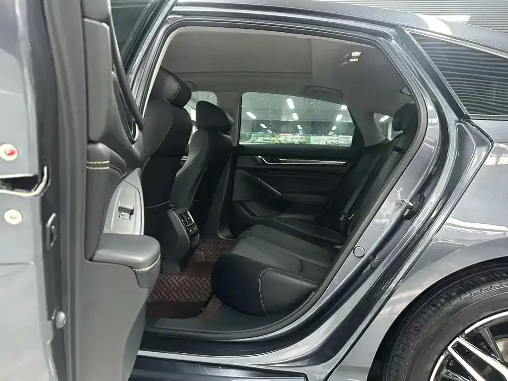 Honda Accord 2022 из CN, фото 8