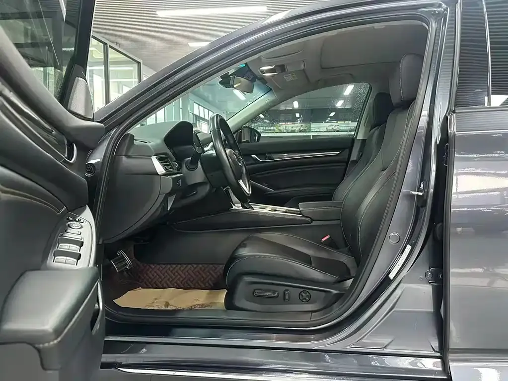 Honda Accord 2022 из CN, фото 9