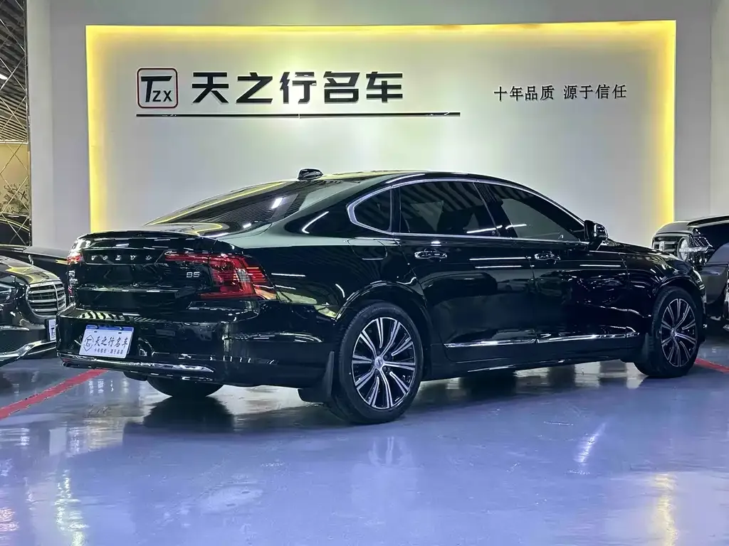 Volvo S90 2021 из CN, фото 4