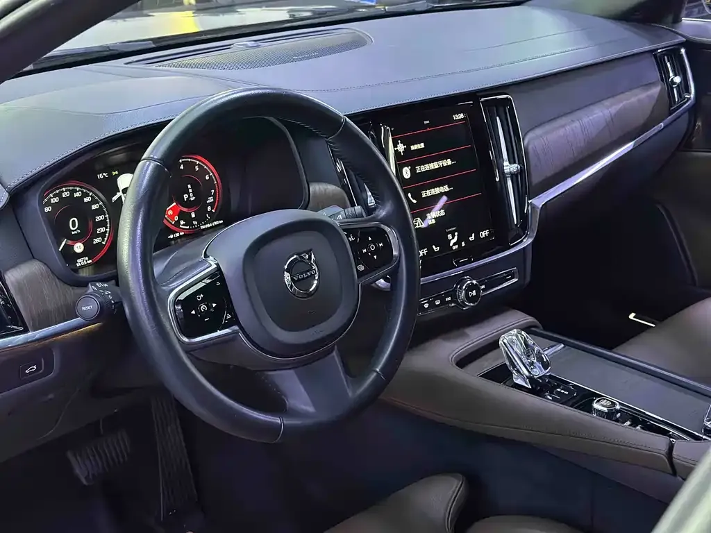 Volvo S90 2021 из CN, фото 6