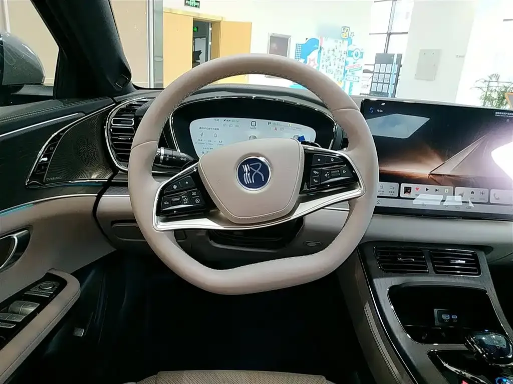 BYD Han 2025 из CN, фото 3