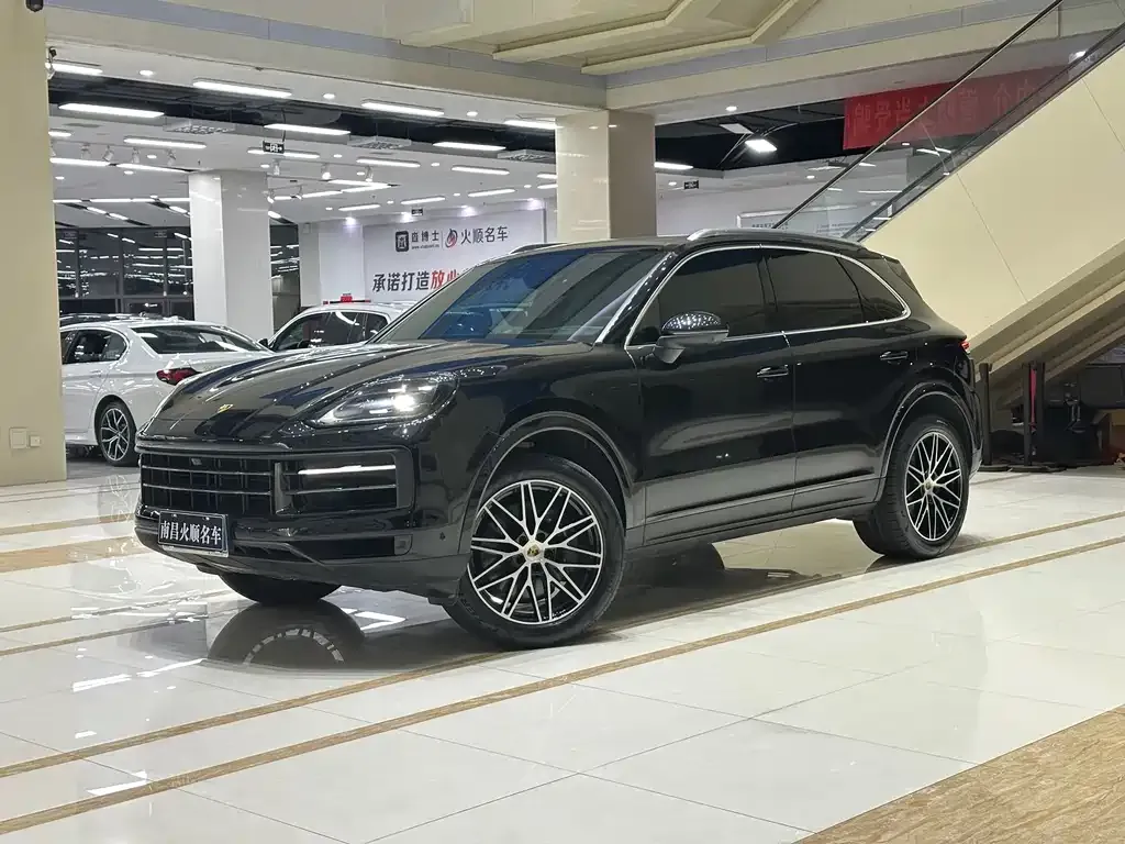 Porsche Cayenne 2024 из CN, фото 1