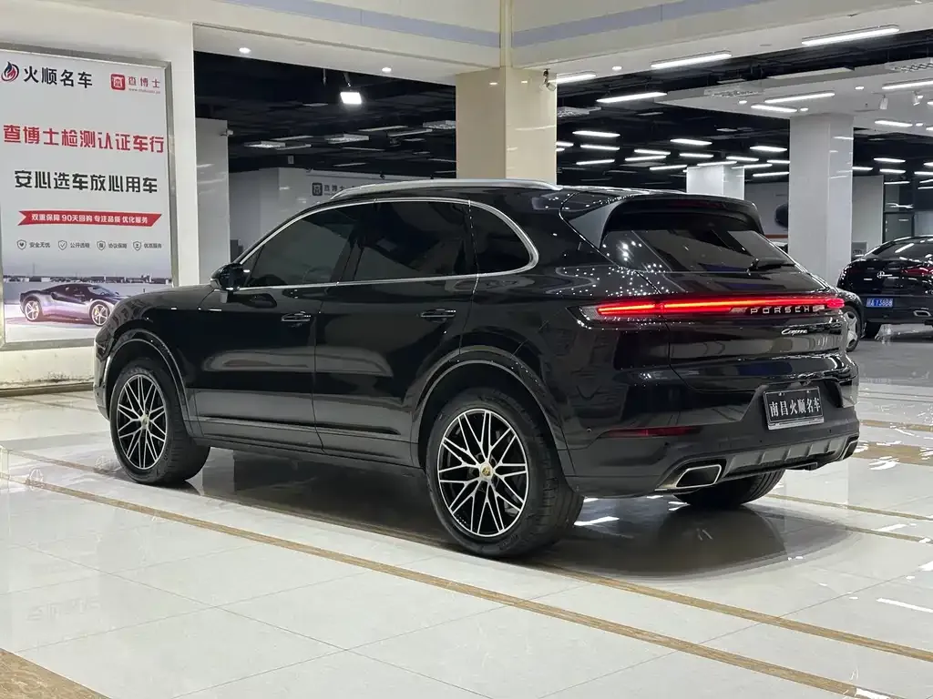 Porsche Cayenne 2024 из CN, фото 9