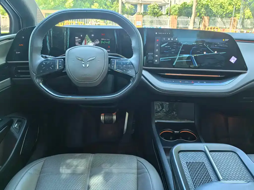 Hongqi EH7 2024 из CN, фото 4