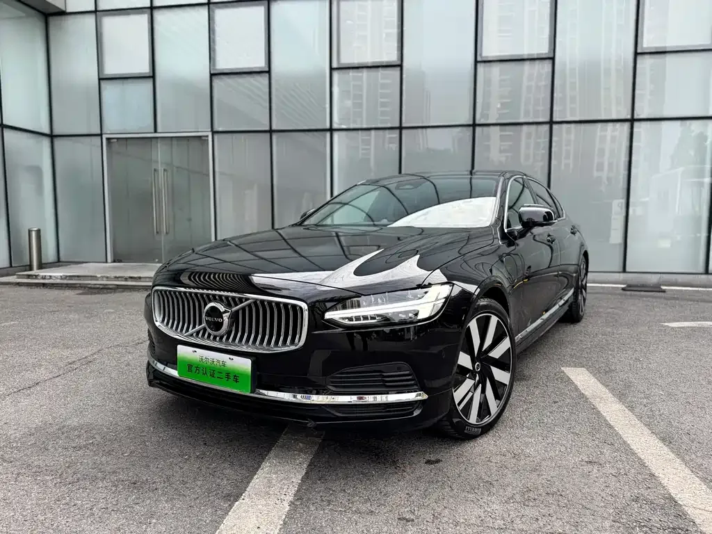 Volvo S90 PHEV — фото 1