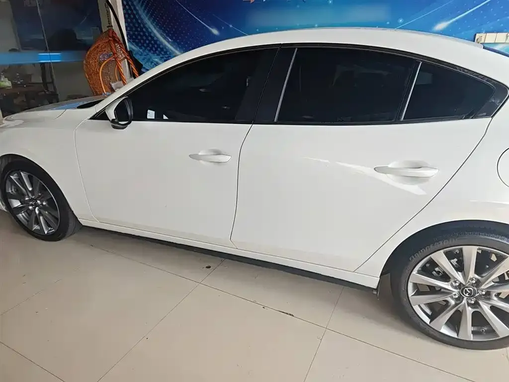 Mazda 3 Axela 2021 из CN, фото 5