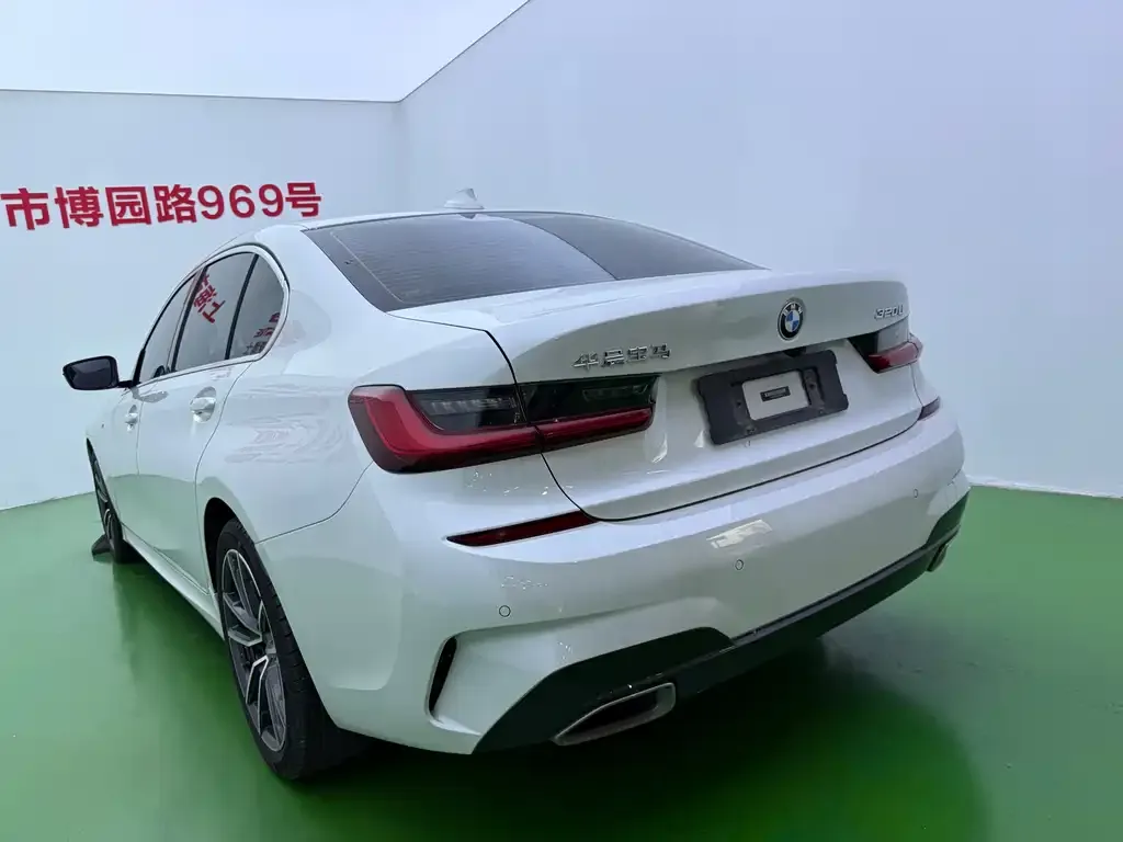 BMW 3 Series 2021 из CN, фото 6