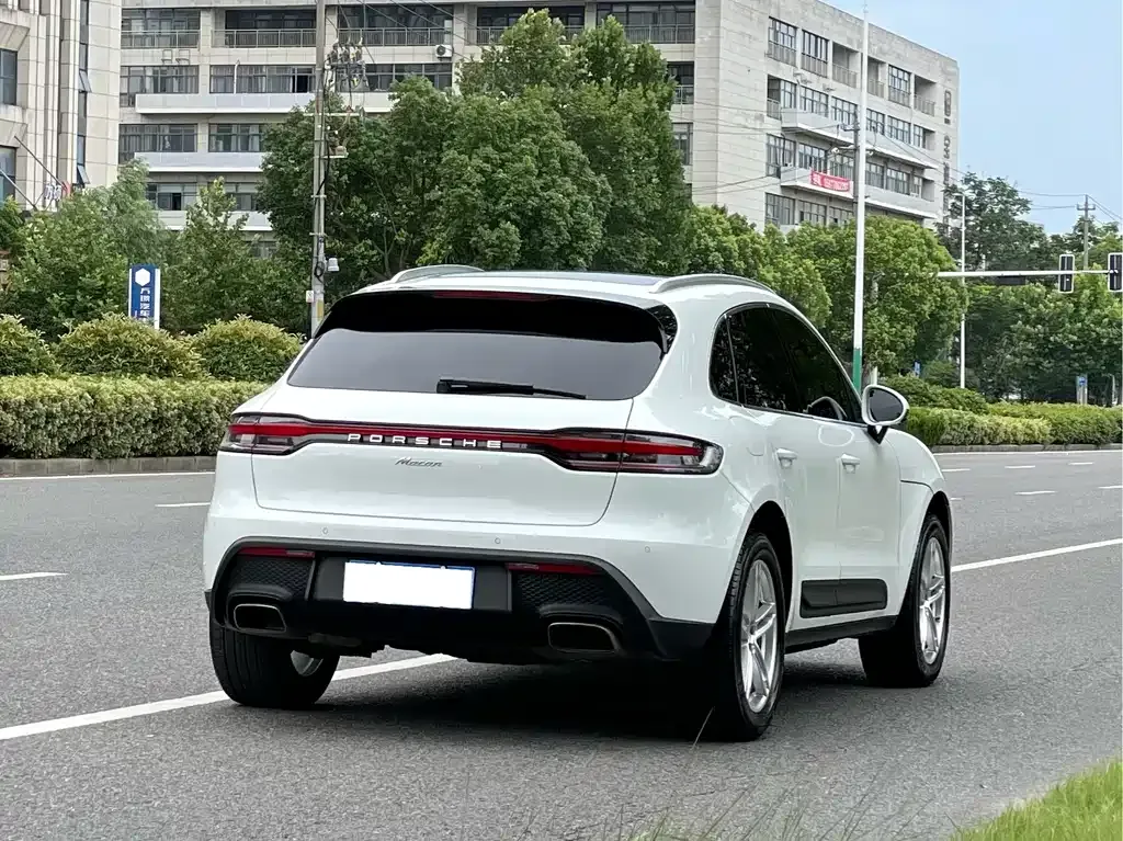 Porsche Macan 2023 из CN, фото 4