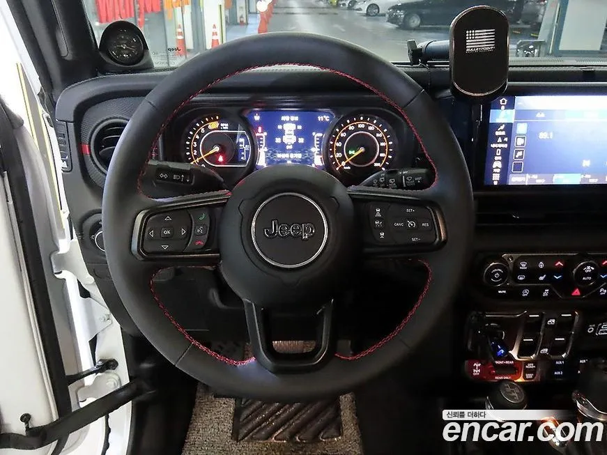 Jeep Wrangler 2024 из KR, фото 8