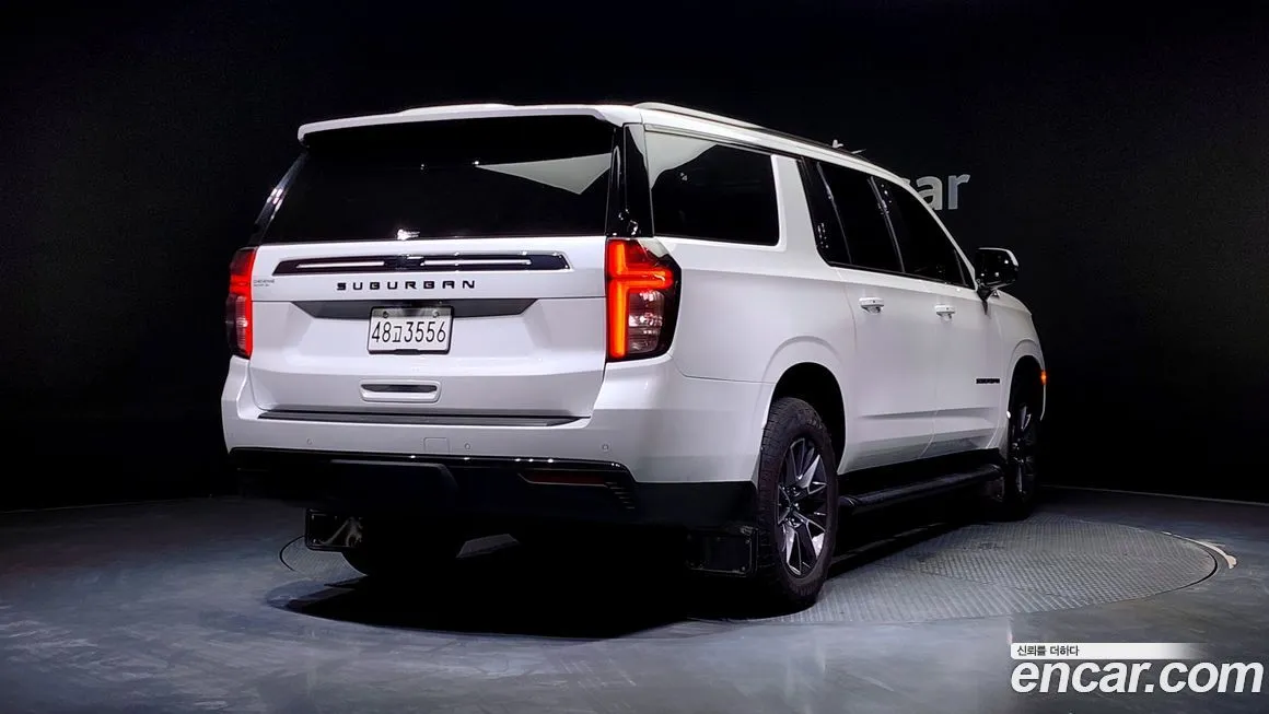 Chevrolet Surburban 2021 из KR, фото 2