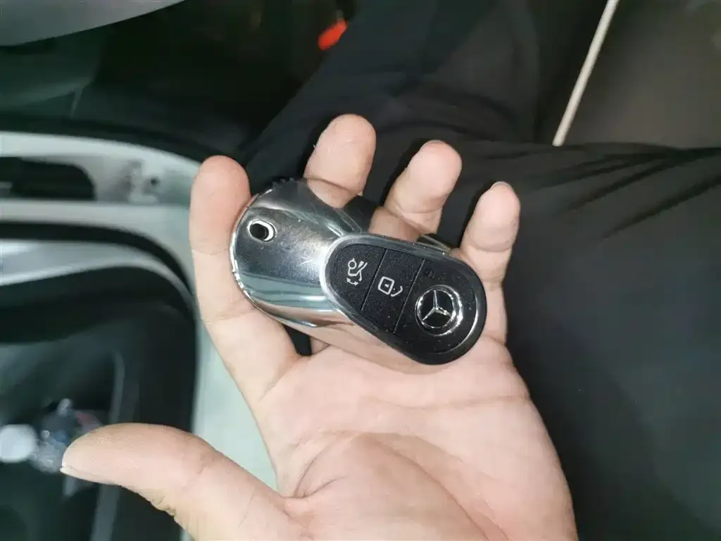 Mercedes-Benz C-Class 2024 из CN, фото 9