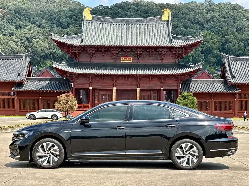 Volkswagen Passat New Energy 2022 из CN, фото 5