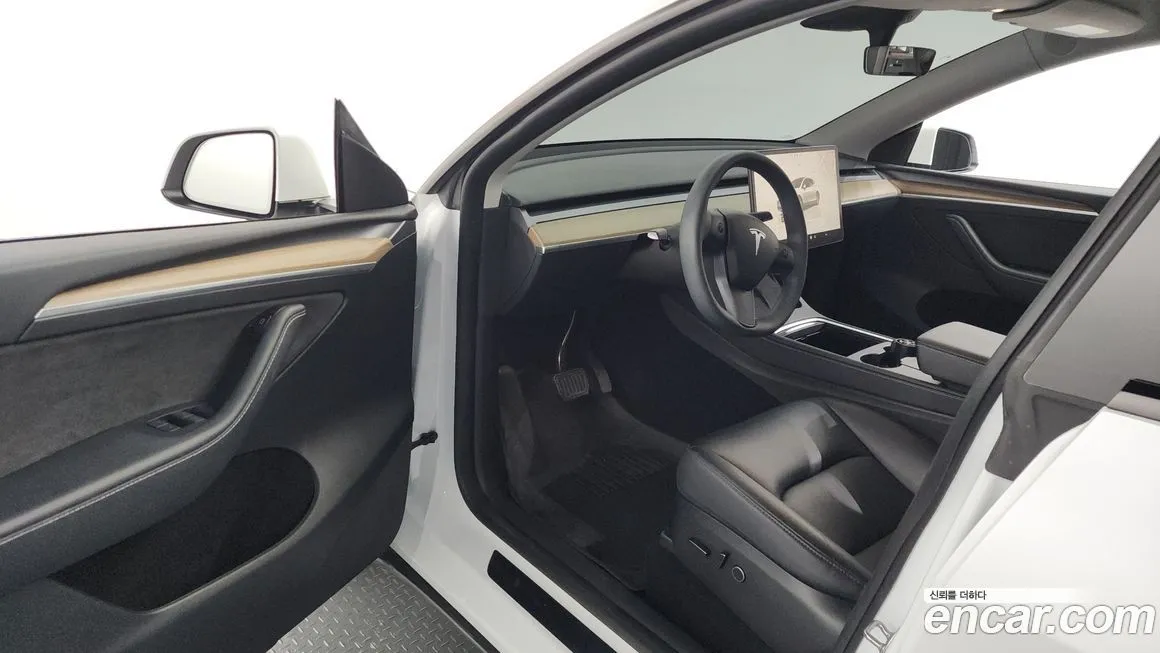 Tesla Model Y 2023 из KR, фото 10