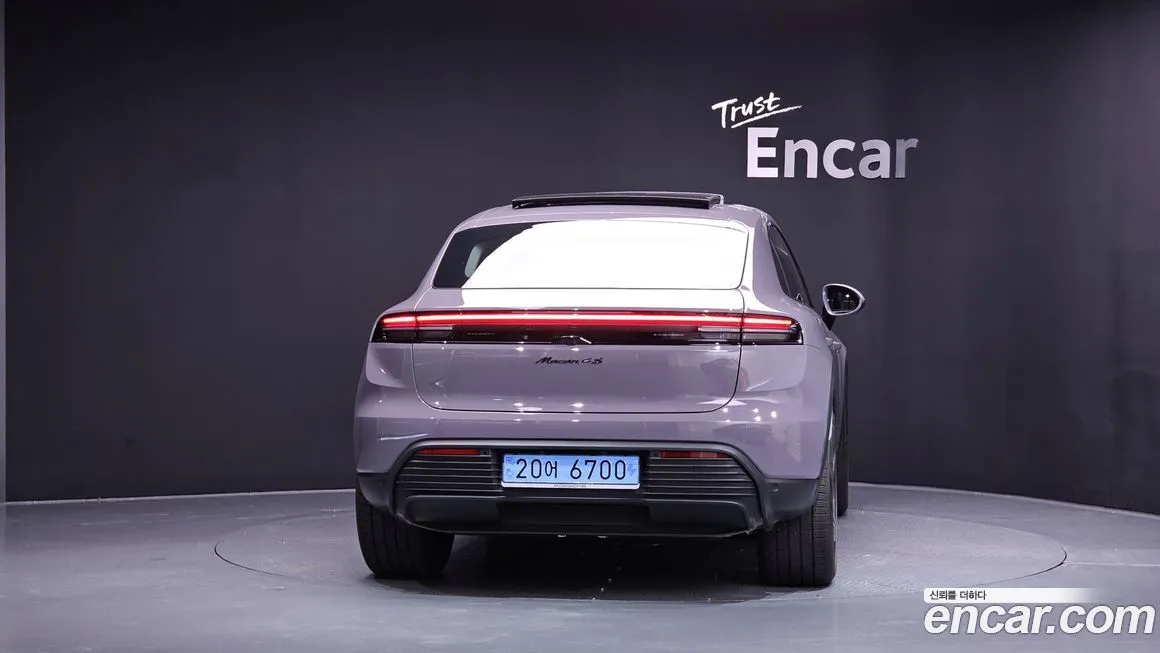 Porsche Macan 2025 из KR, фото 4
