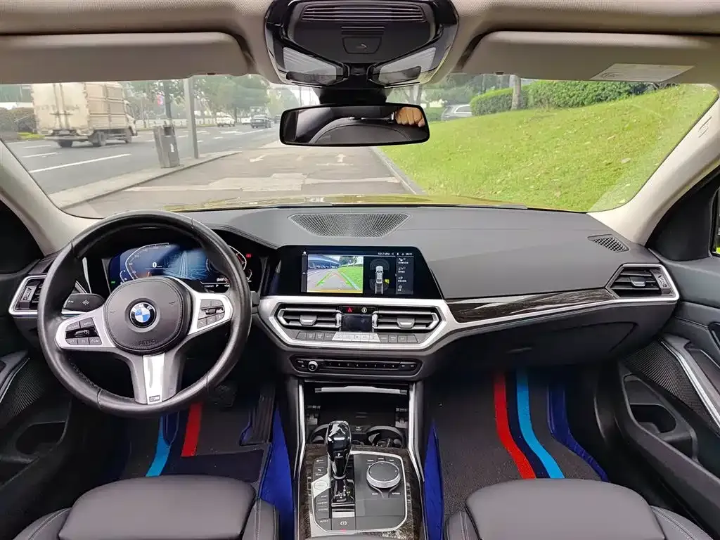 BMW 3 Series 2021 из CN, фото 10