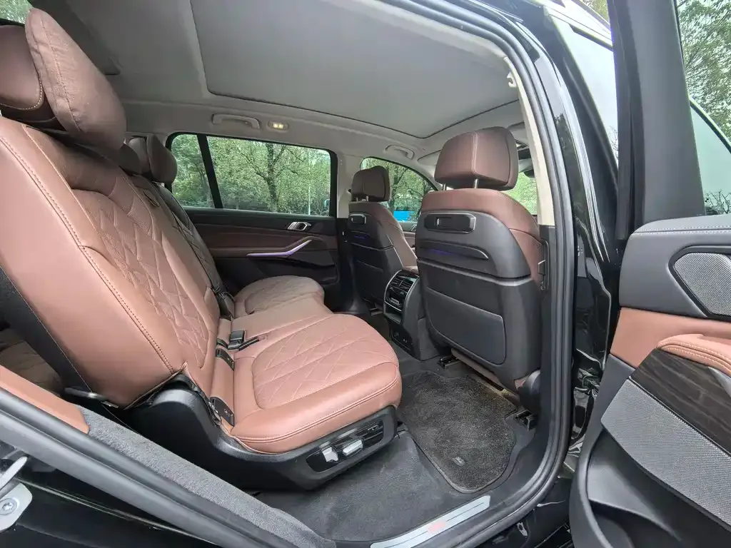 BMW X7 2023 из CN, фото 9