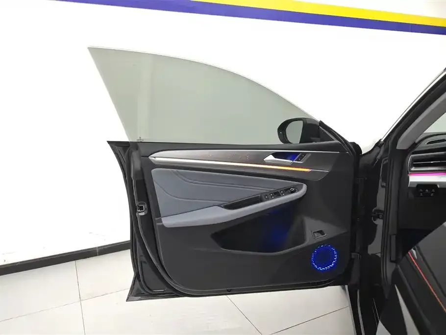 Volkswagen Lamando 2025 из CN, фото 7