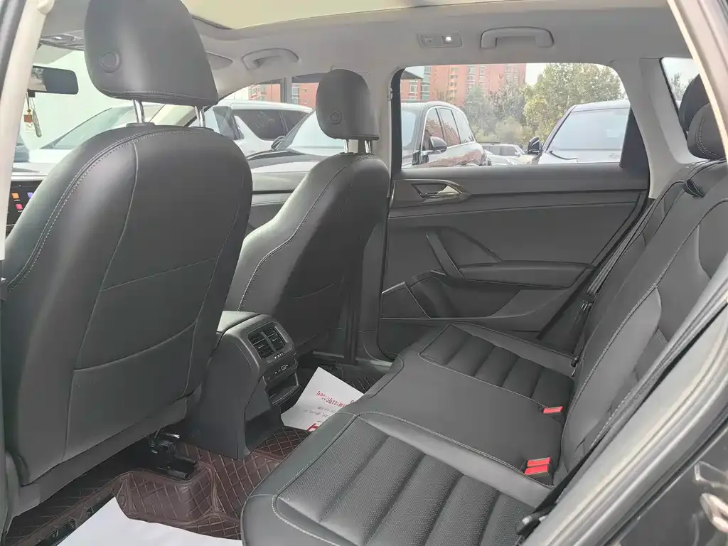 Volkswagen Tharu 2022 из CN, фото 5