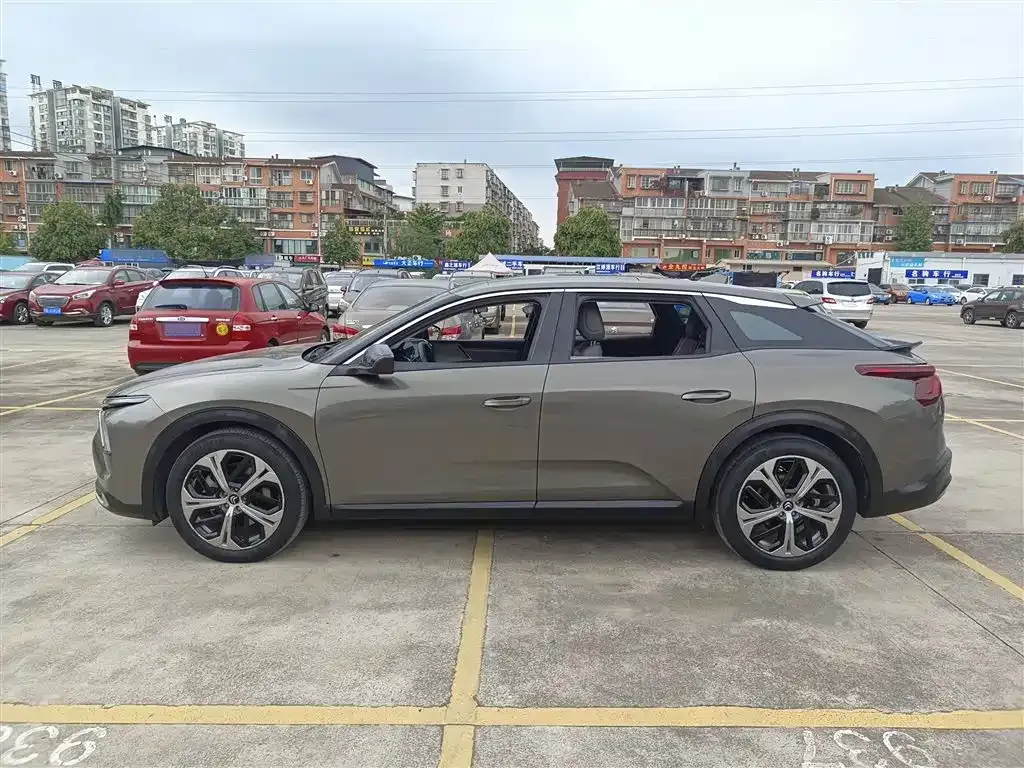 Citroen C5 X 2023 из CN, фото 5