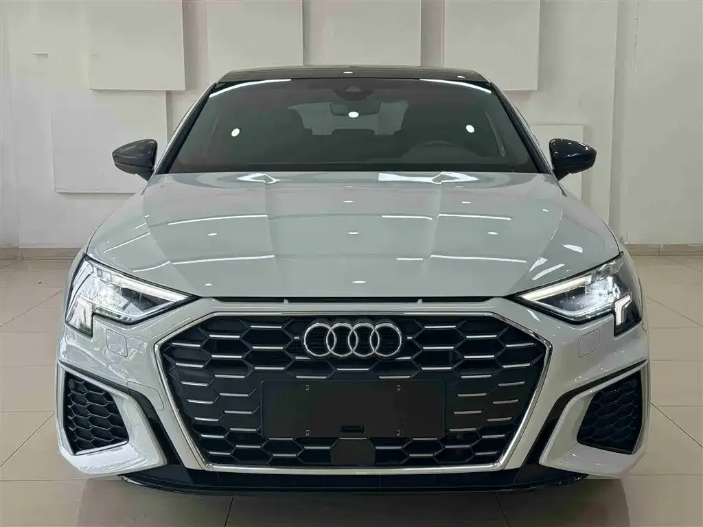 Audi A3 2022 из CN, фото 2