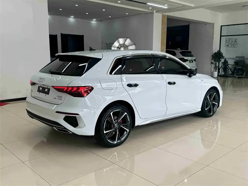 Audi A3 2022 из CN, фото 6