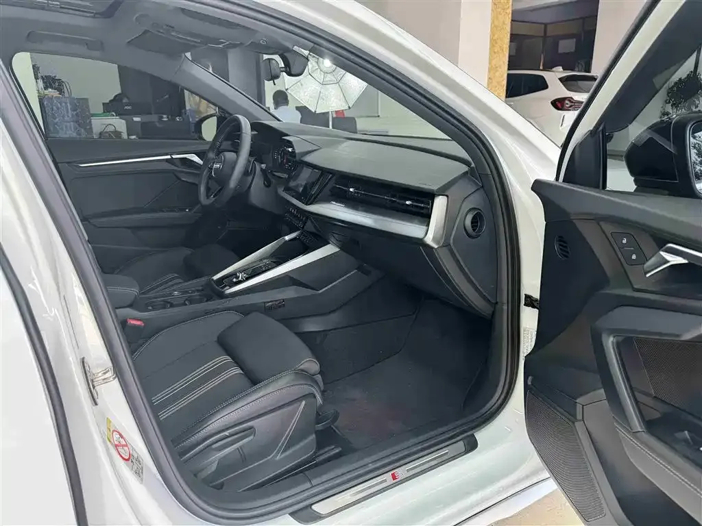 Audi A3 2022 из CN, фото 9
