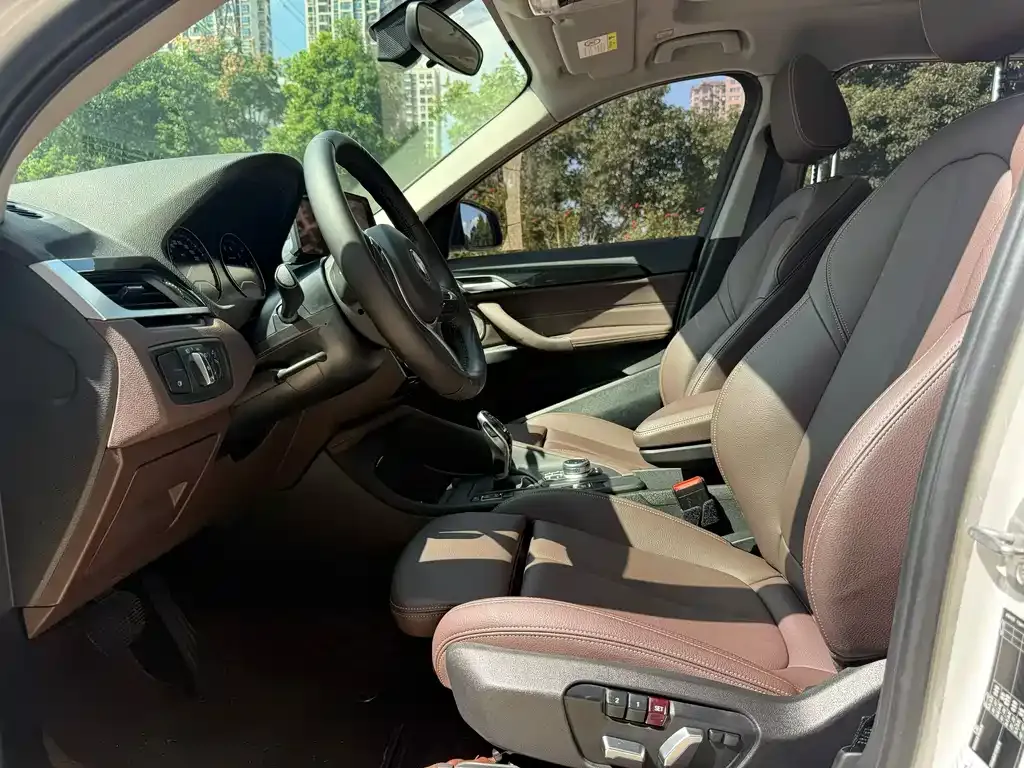 BMW X1 2021 из CN, фото 4