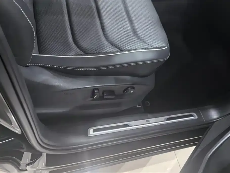 Volkswagen Tiguan L New Energy 2021 из CN, фото 8