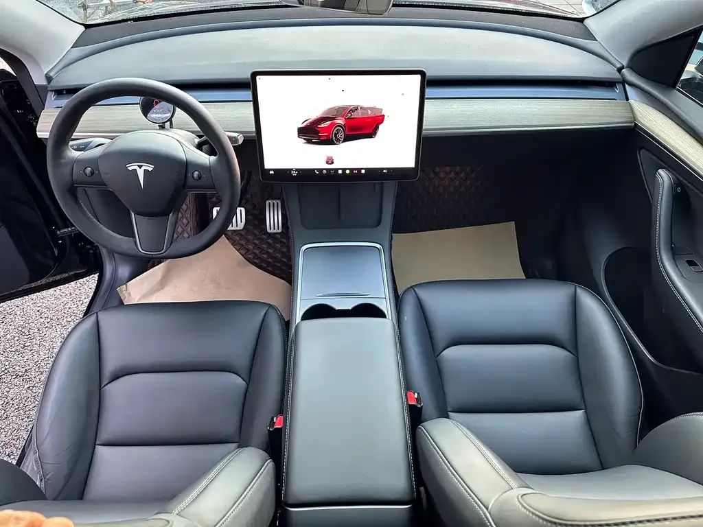 Tesla Model Y 2023 из CN, фото 7