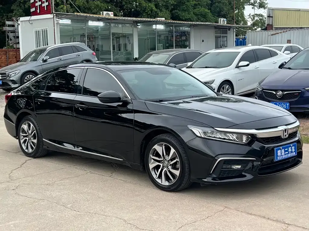 Honda Inspire 2021 из CN, фото 2