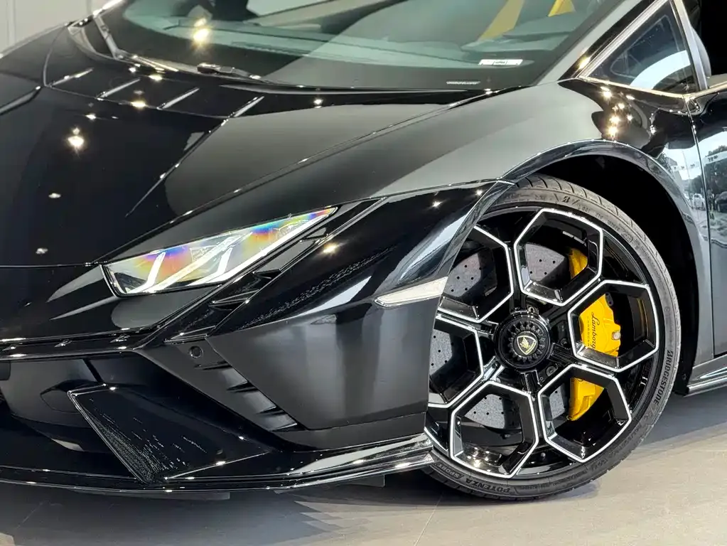 Lamborghini Huracan 2024 из CN, фото 4