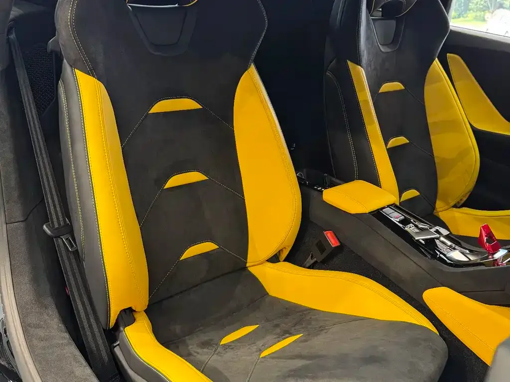 Lamborghini Huracan 2024 из CN, фото 8