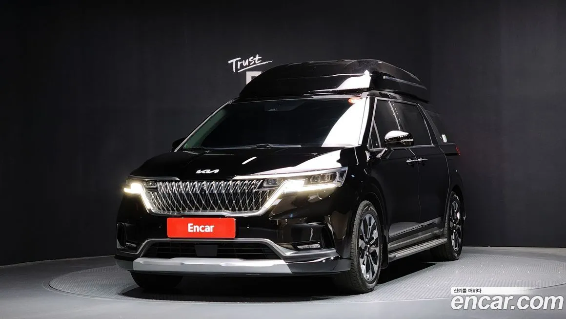 Kia Carnival — фото 1