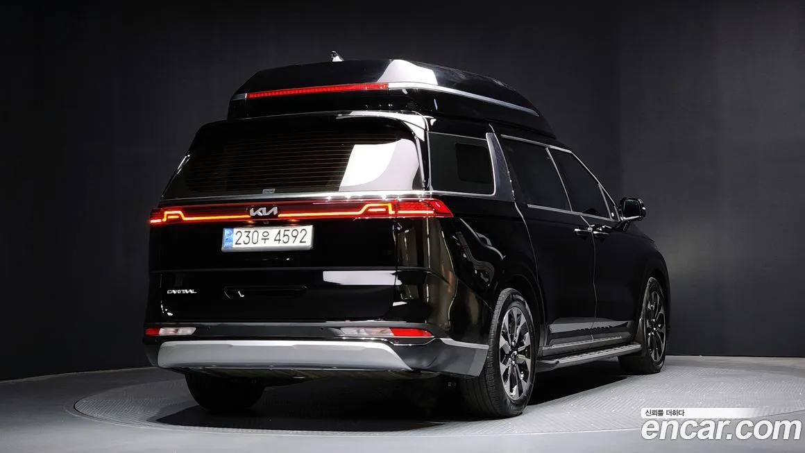 Kia Carnival — фото 2