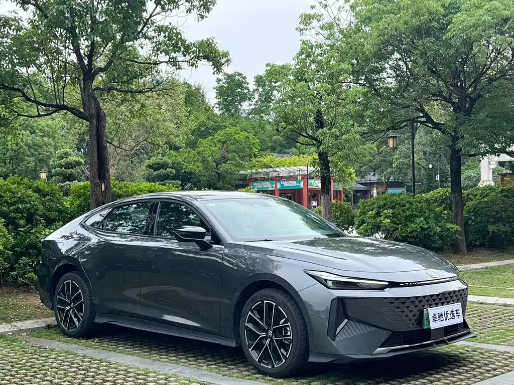 Changan UNI-V iDD 2025 из CN, фото 3