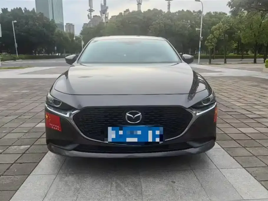 Mazda 3 Axela 2022 из CN, фото 2