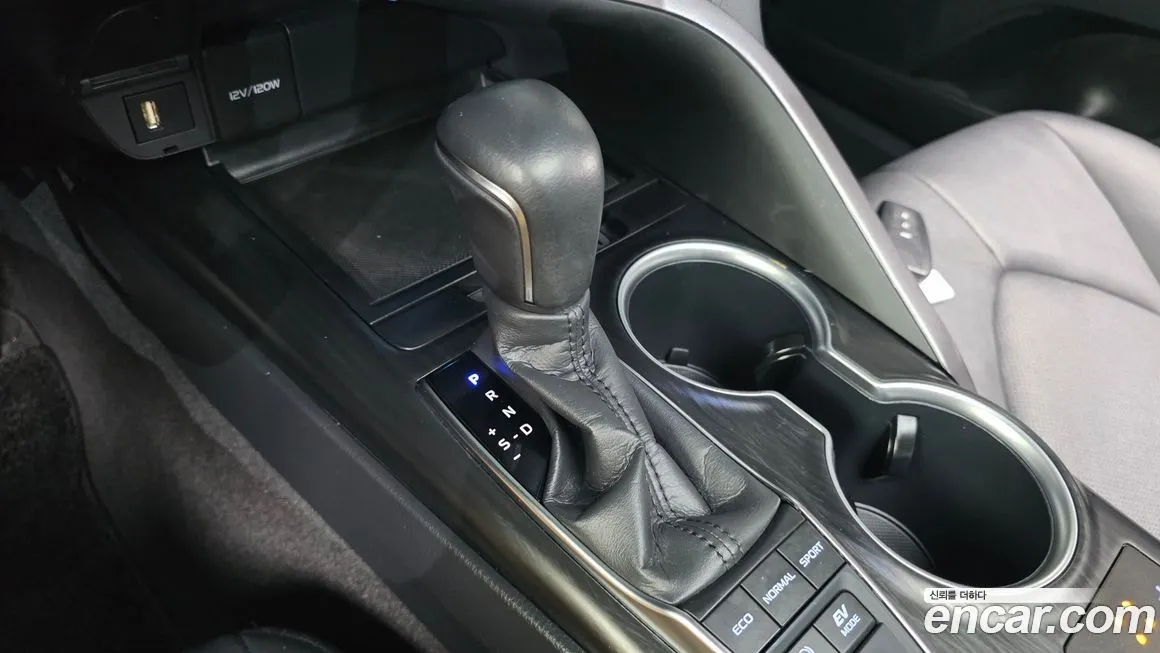 Toyota Camry 2023 из KR, фото 9